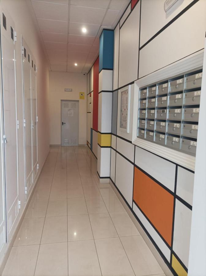 Nice And New Furnished Apartments In Torrevieja Centre المظهر الخارجي الصورة