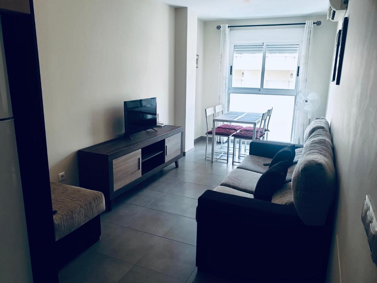 Nice And New Furnished Apartments In Torrevieja Centre المظهر الخارجي الصورة