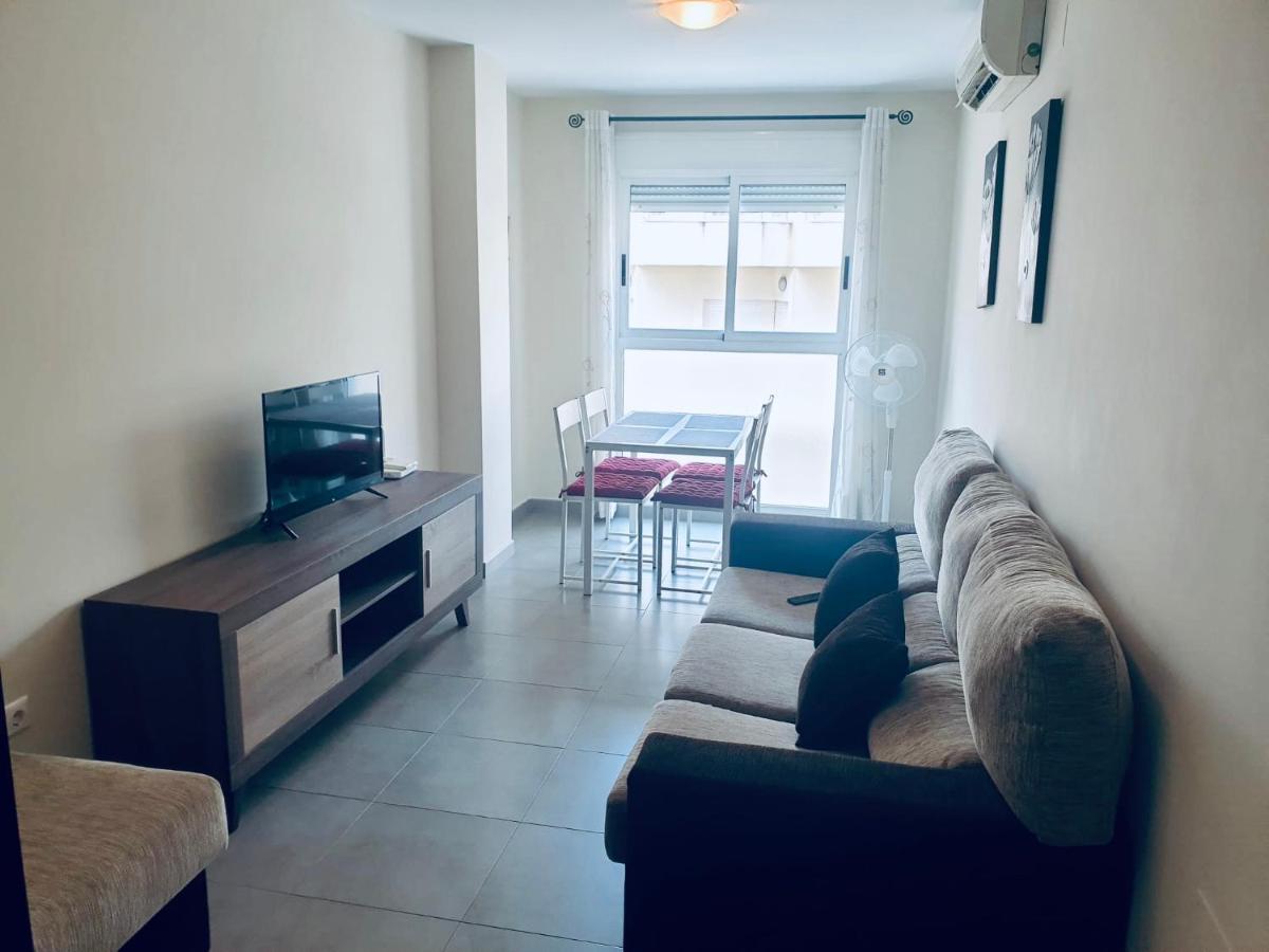 Nice And New Furnished Apartments In Torrevieja Centre المظهر الخارجي الصورة